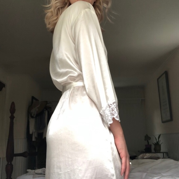 White Oscar de la Renta Pink Label Robe - Picture 2 of 4